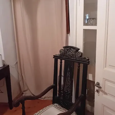 Loggi House Apartment *